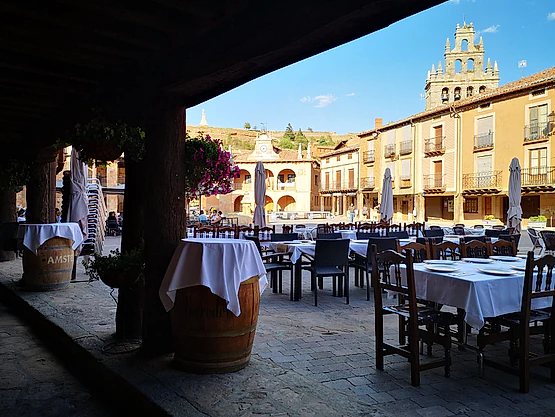 Plaza mayor Ayllon